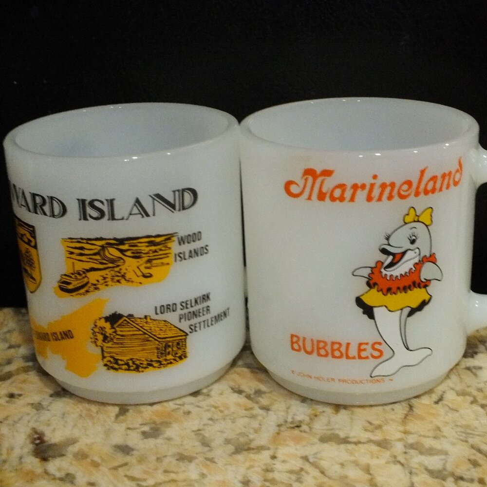 Glasbake PEI and Marineland Bubbles Mug